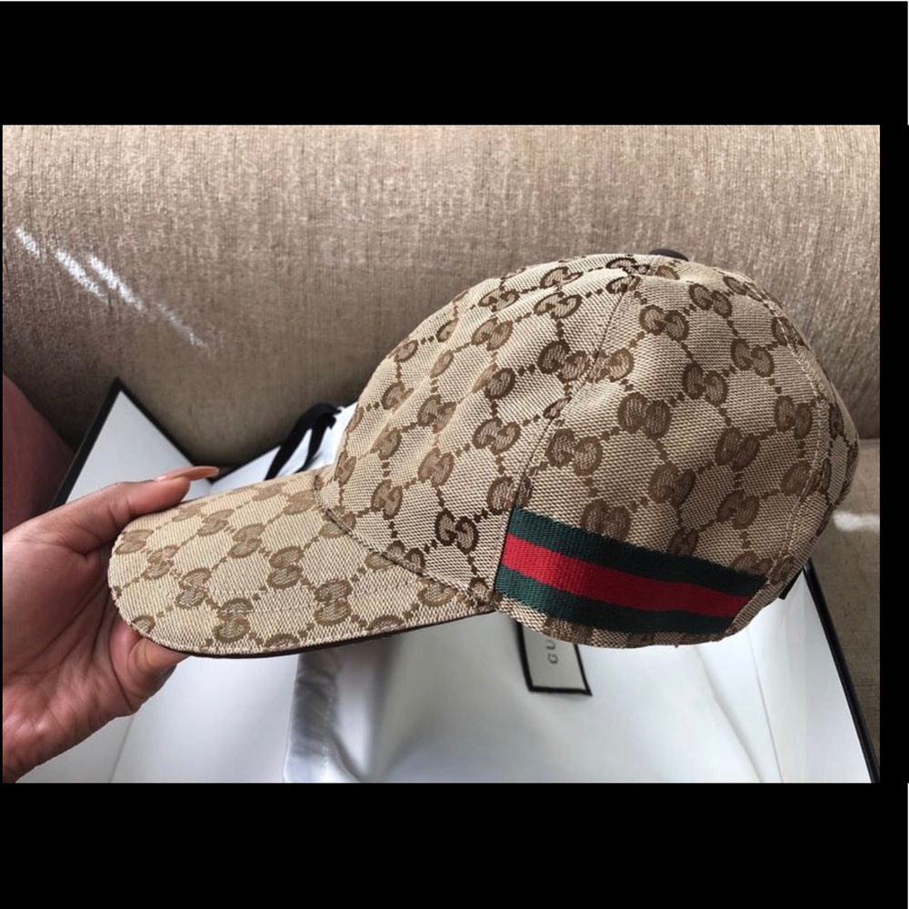 MUST SELL! New Gucci Cap with Tags & Dust Bag